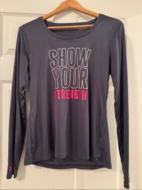 Under Armour Gray Athletic shirt L